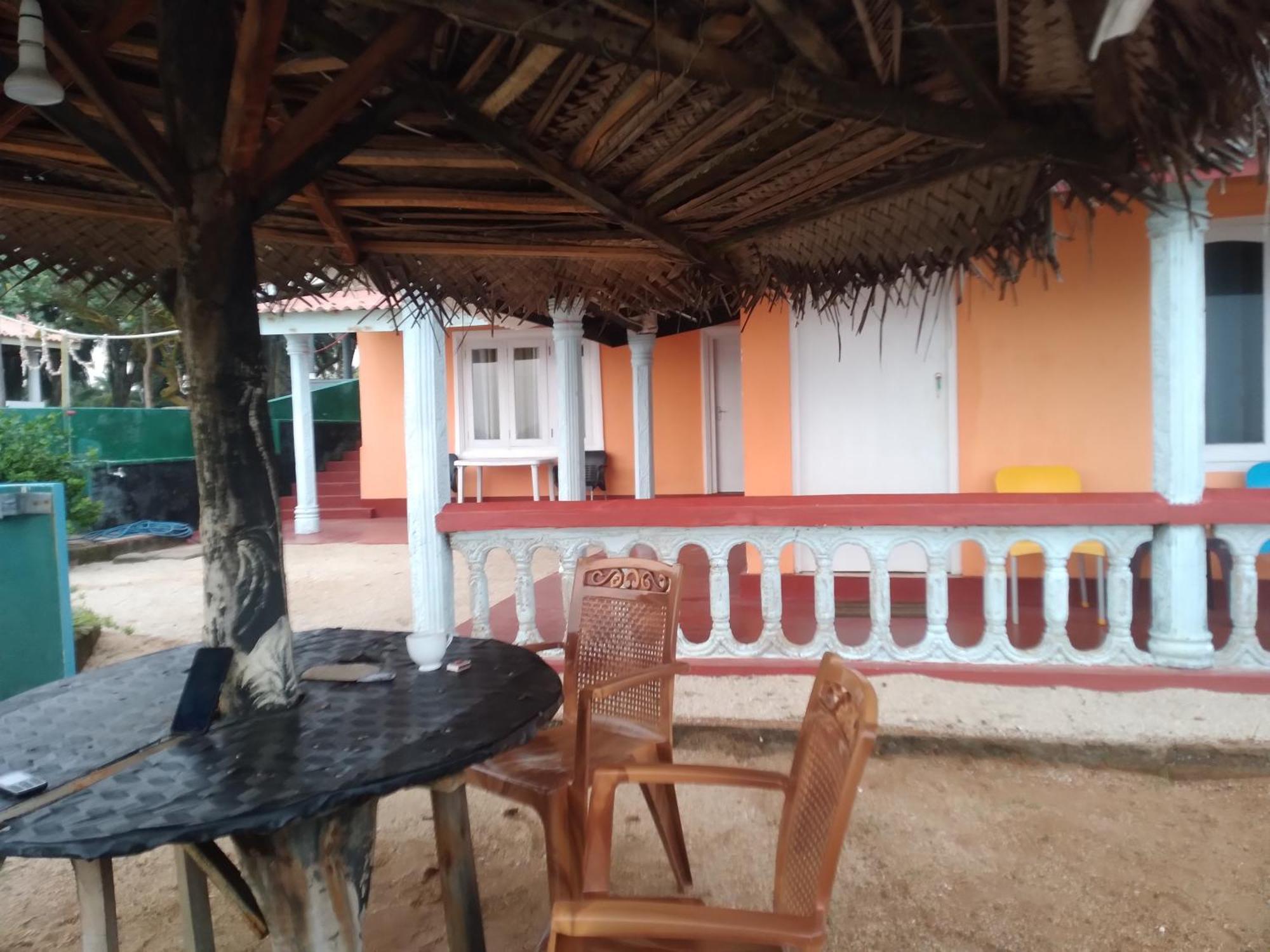 Happy Beach Safari Retreat Hambantota Ngoại thất bức ảnh
